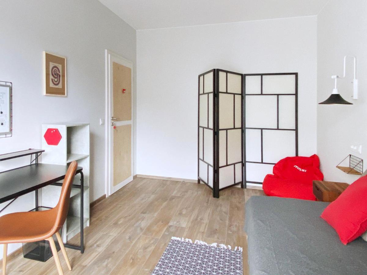 3 Kolory - Pokoje W Mieszkaniu Wspoldzielonym Varsovie Extérieur photo
